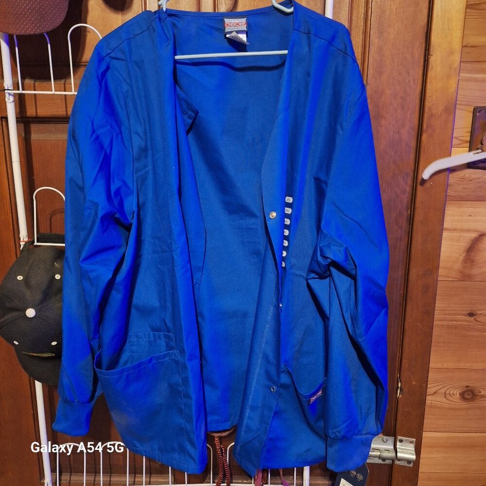 Cherokee scrub jacket. NWT size 2XL